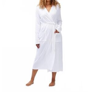 NEW UNDER THE CANOPY organic robe in white